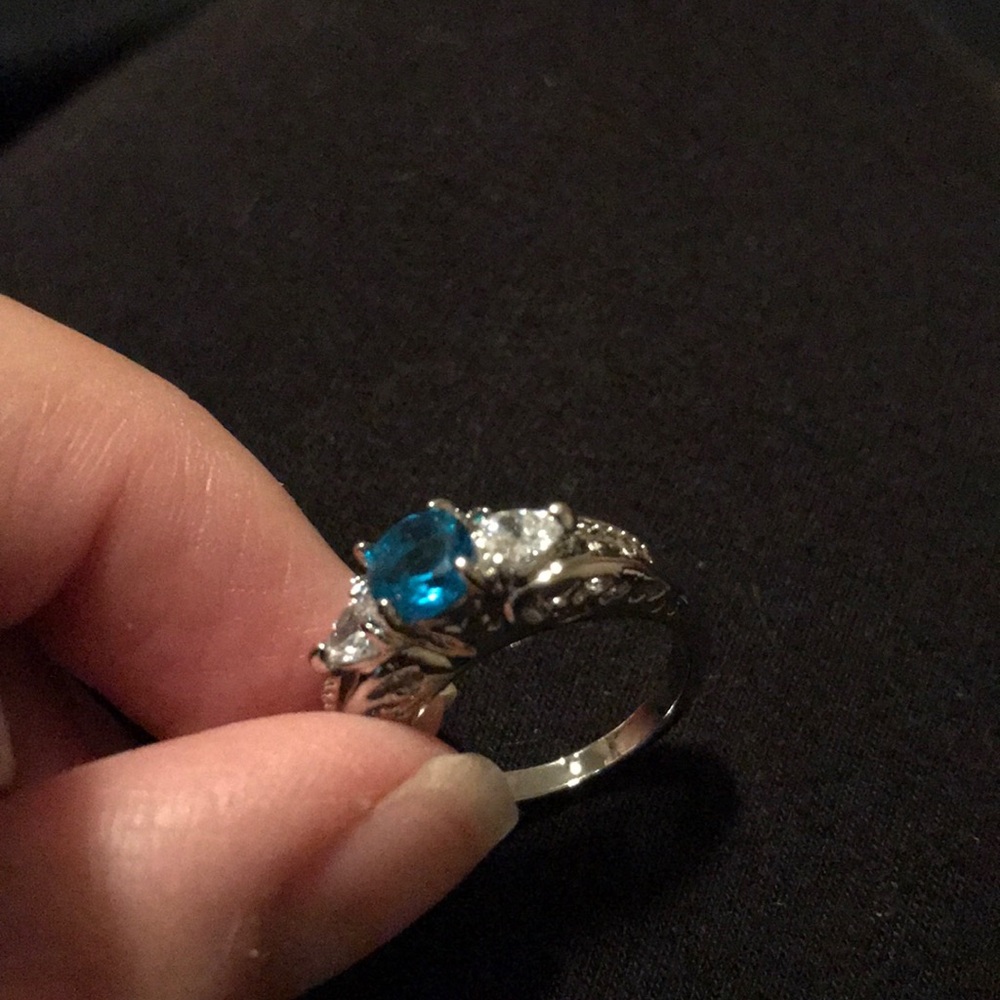 Ring size 7 - Picture 5 of 6